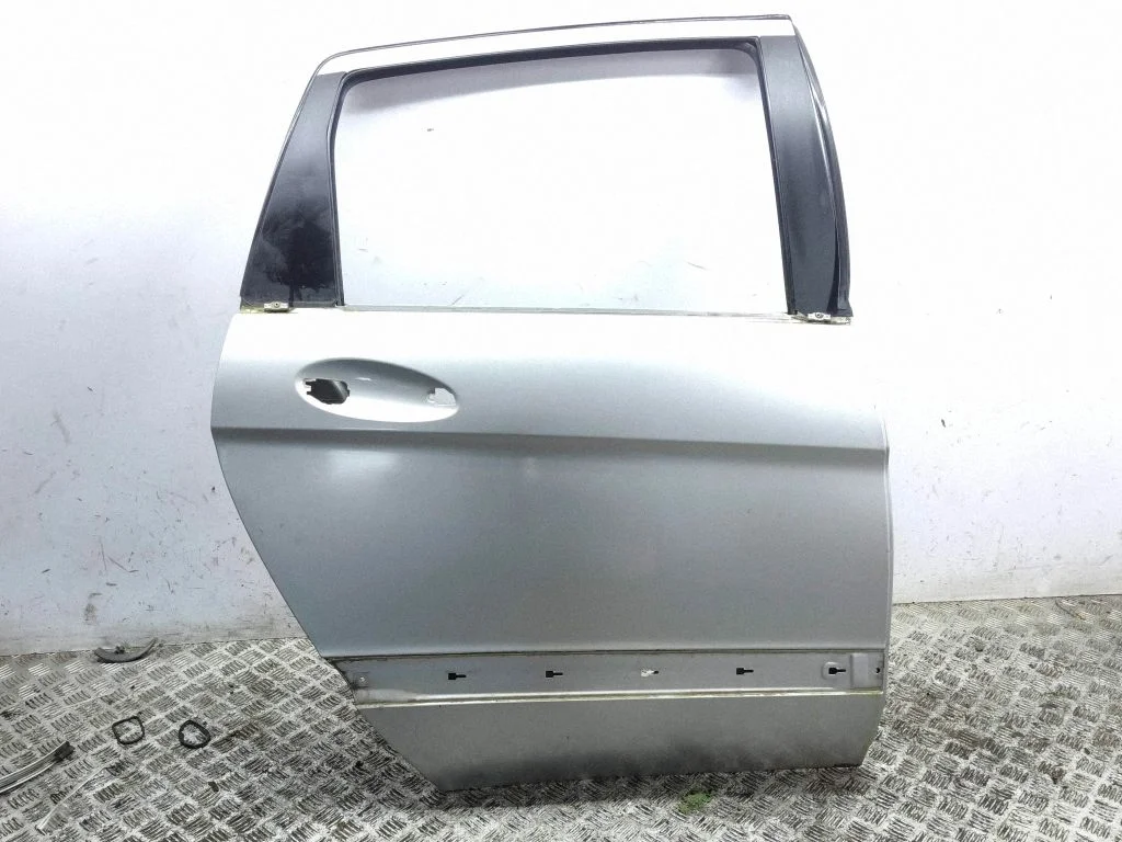 Rear door – right