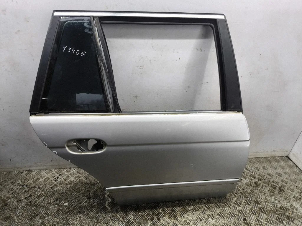 Rear door – right
