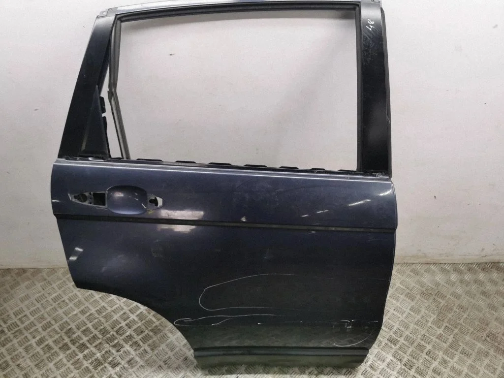 Rear door – right