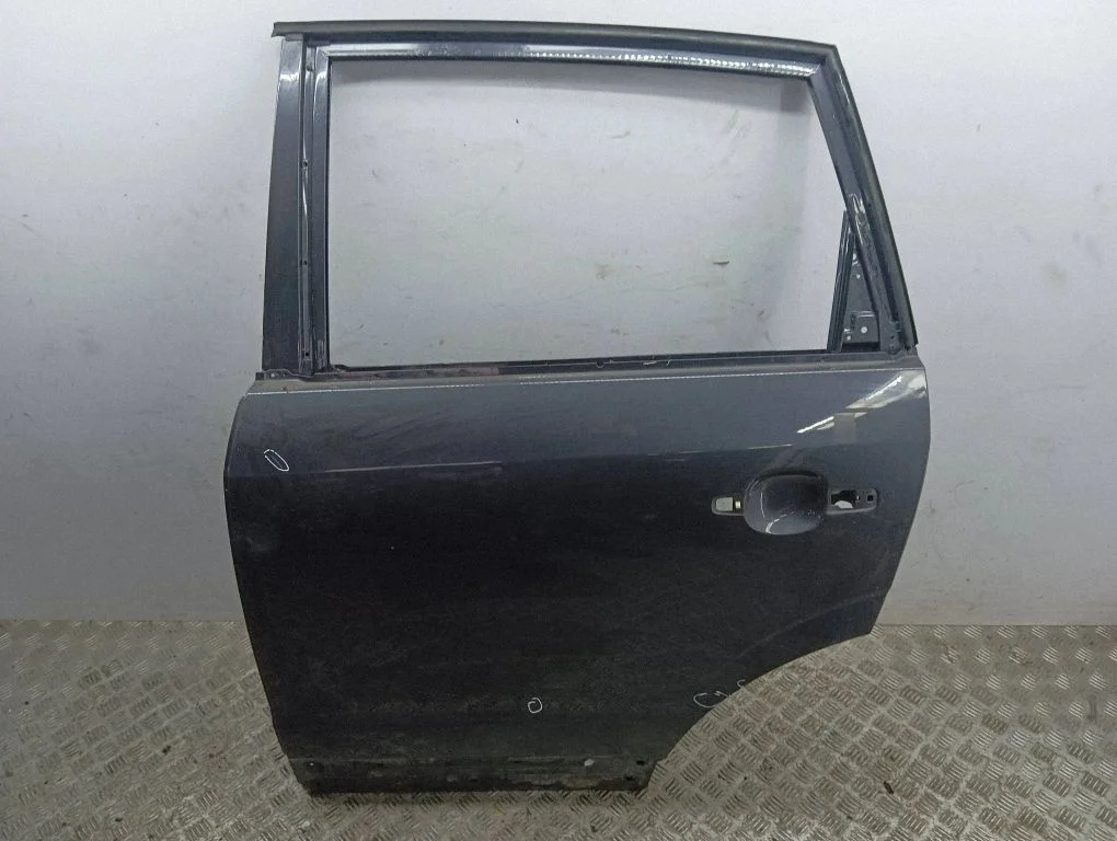 Rear door – left