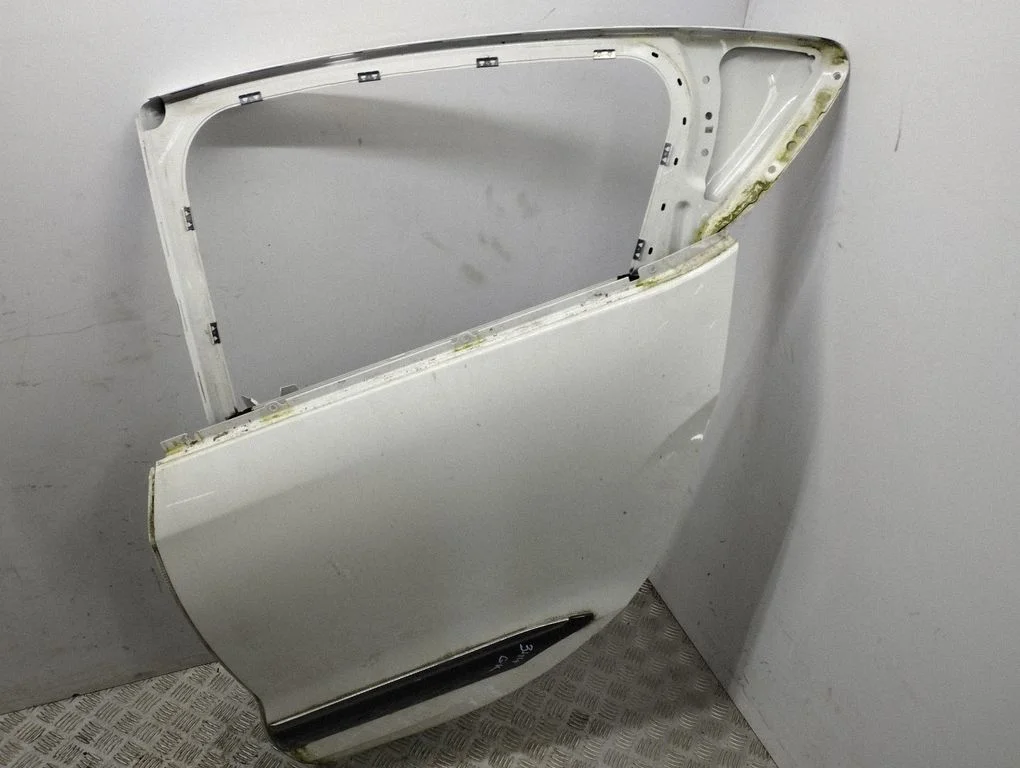 Rear door – left