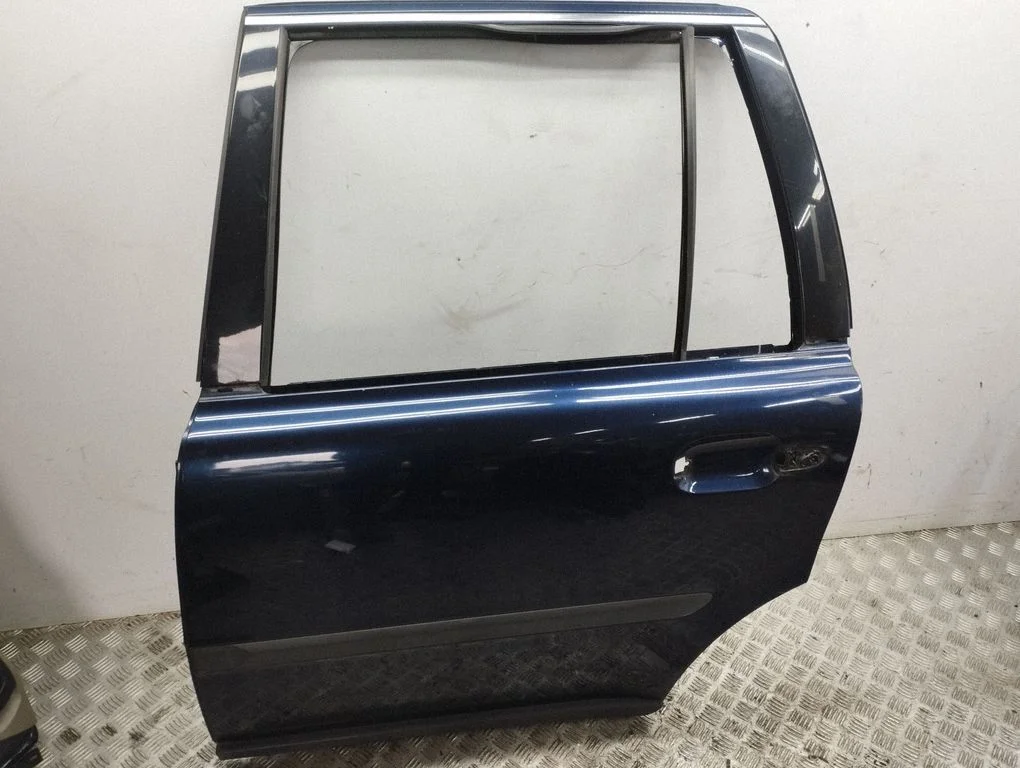 Rear door – left