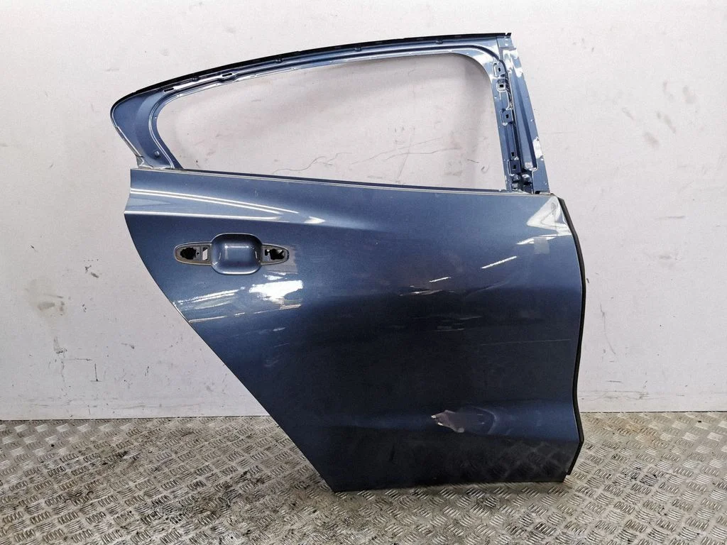 Rear door – right