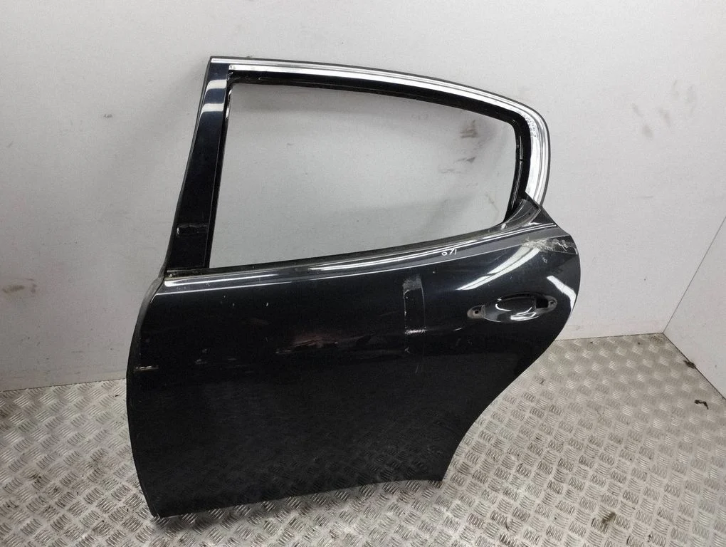 Rear door – left