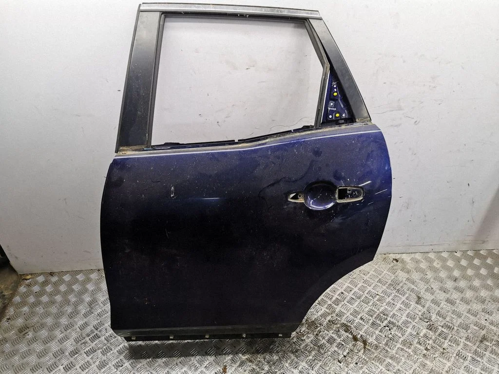 Rear door – left