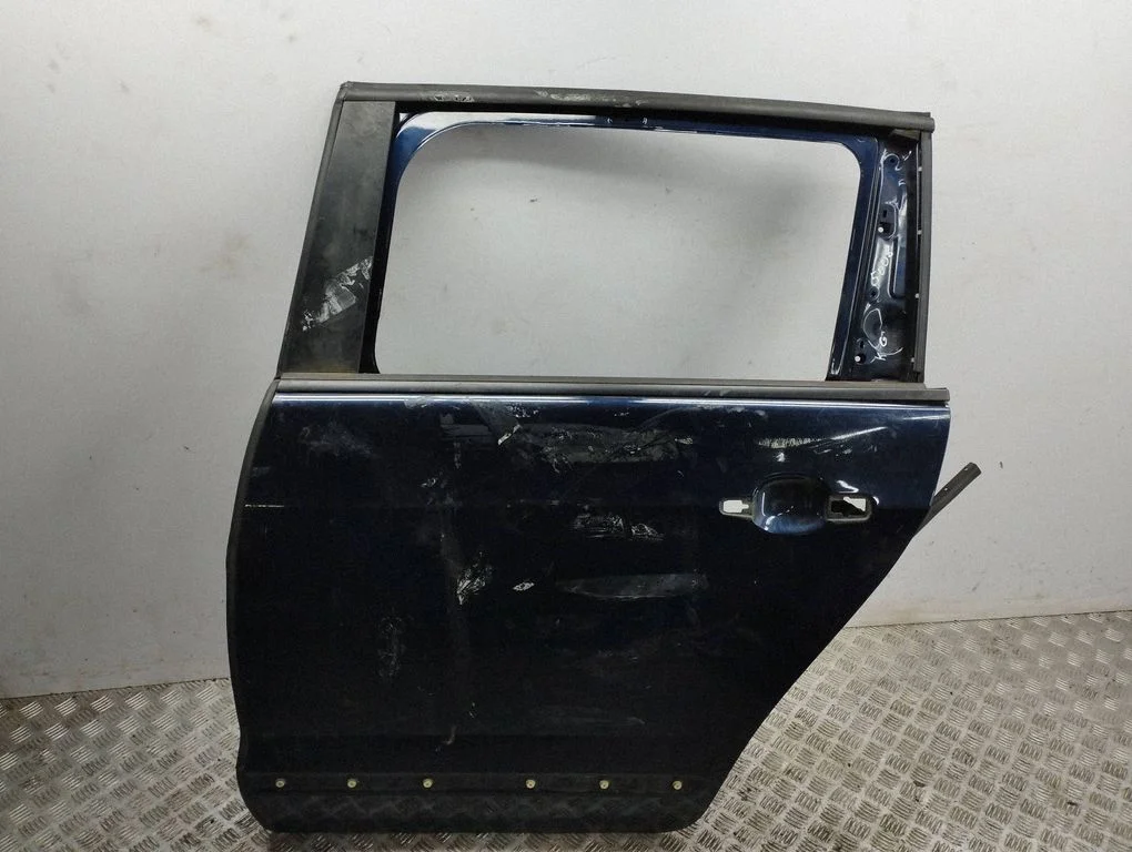 Rear door – left