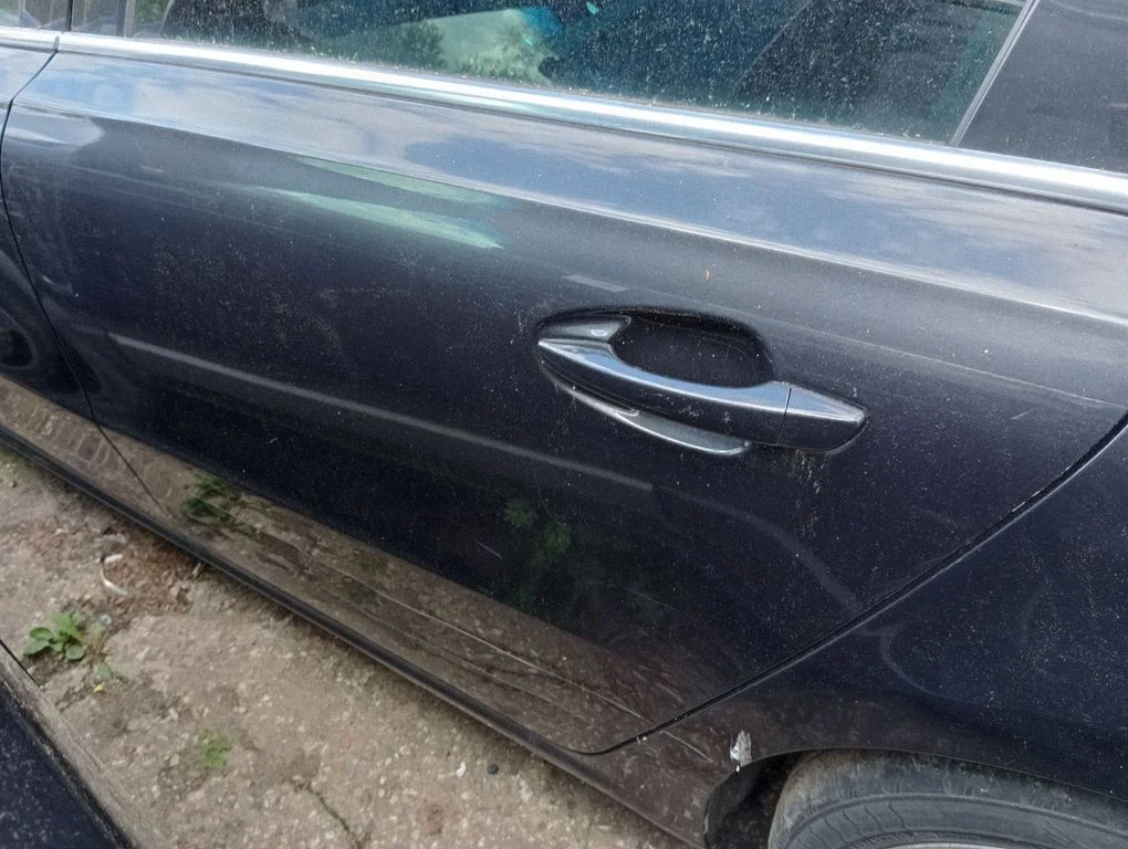 Rear door – left