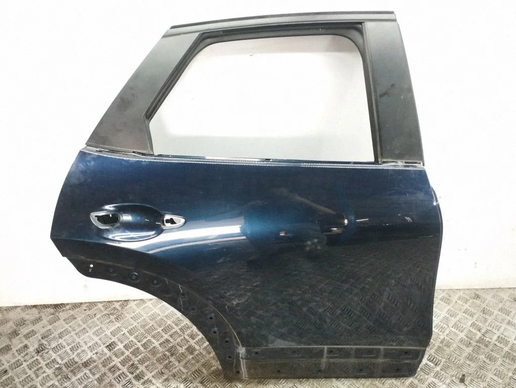 Rear door – right
