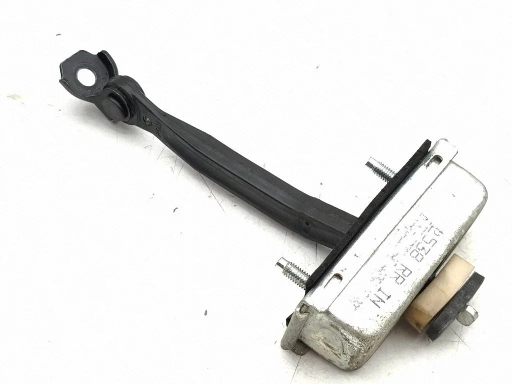 Rear door check strap stopper – Land Rover Range Rover Evoque L538 (2011-2018)