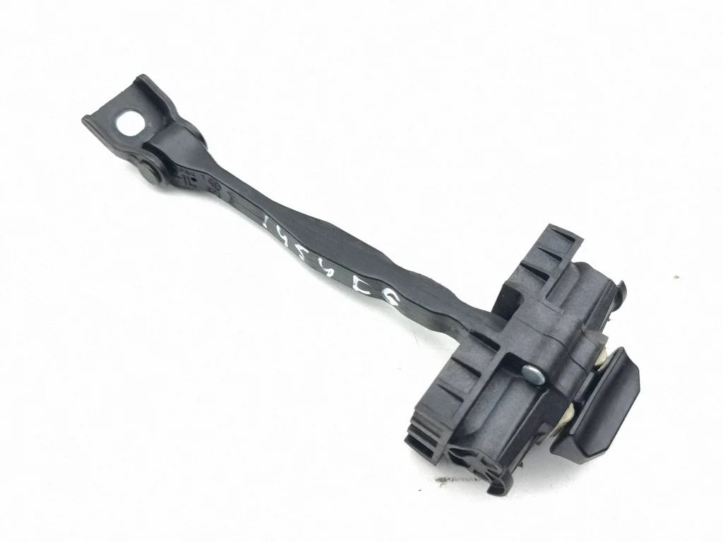 Rear door check strap stopper – Audi Q4 e-tron (2021-)
