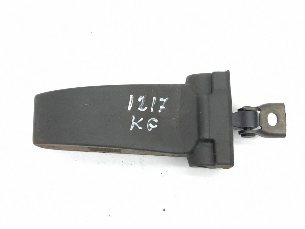 Rear door check strap stopper – Seat Ateca (2016-)