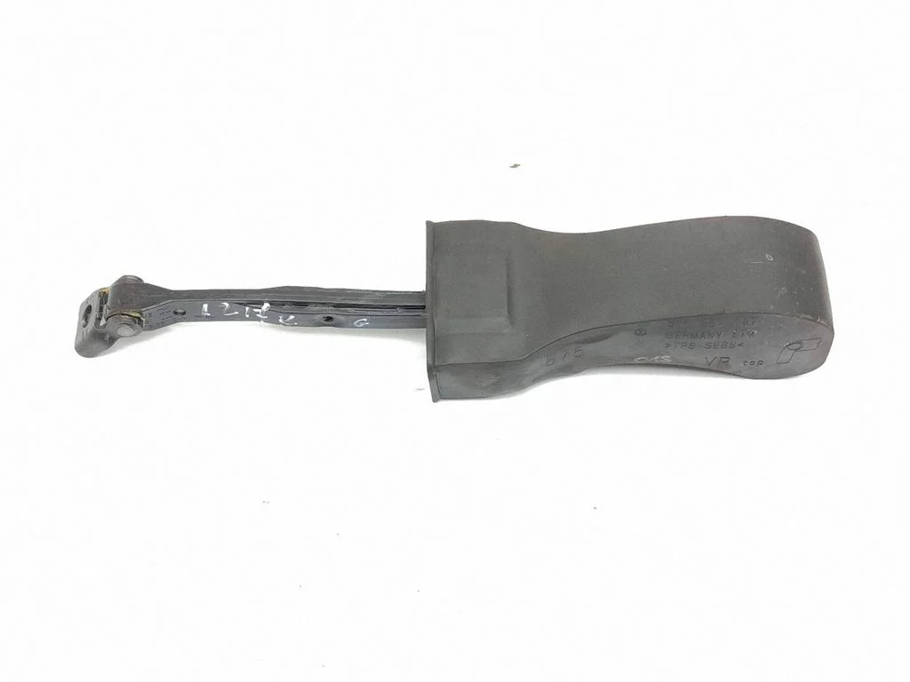 Rear door check strap stopper – Seat Ateca (2016-)