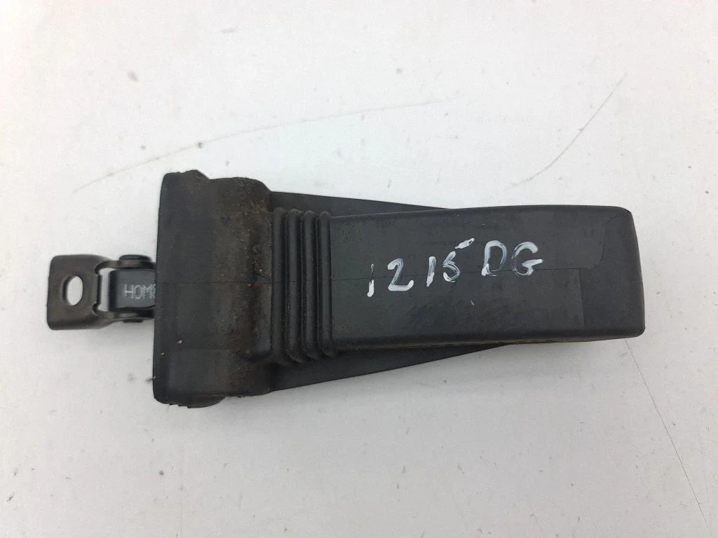 Rear door check strap stopper 8W0839267