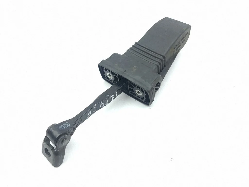 Rear door check strap stopper – Audi A1 (2018-)