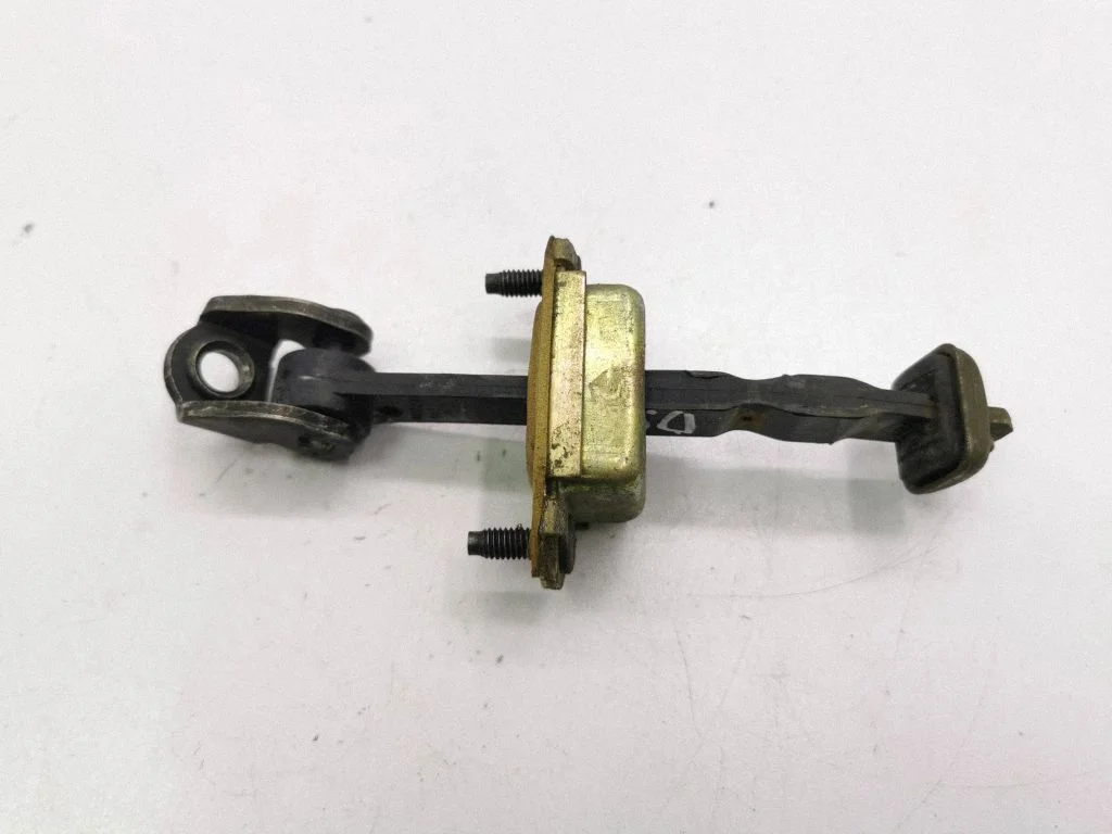 Ogranicznik drzwi tylnych 1X4AF27200