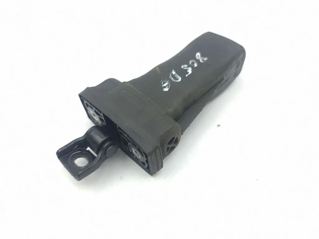 Rear door check strap stopper 5FA839267