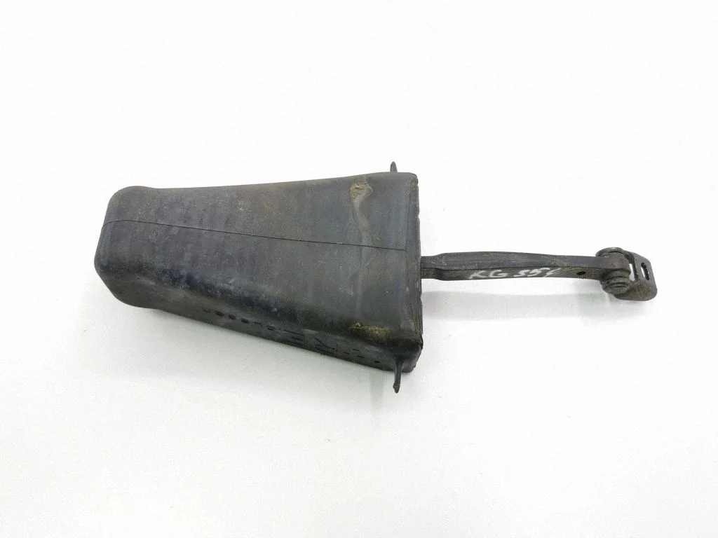 Rear door check strap stopper – BMW 5 Series E60 E61 (2004-2010)