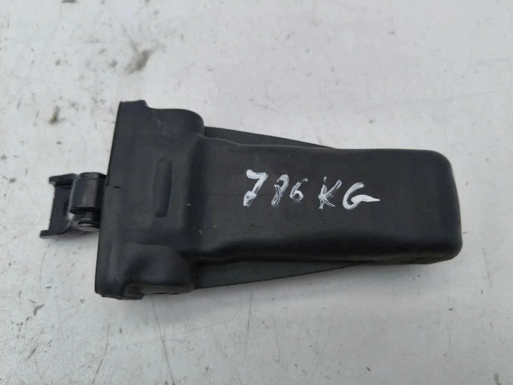Rear door check strap stopper 5FA839267