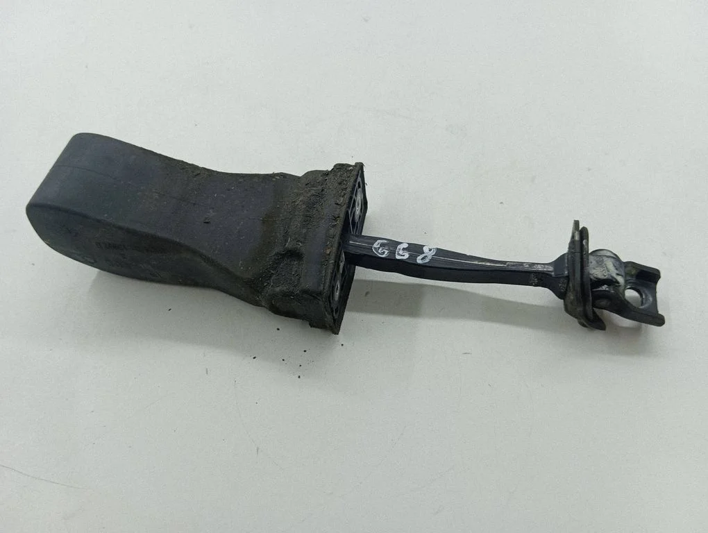 Rear door check strap stopper 5G0839267