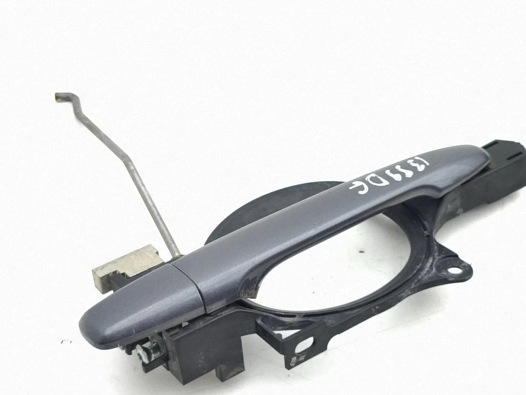 Rear door exterior handle – right