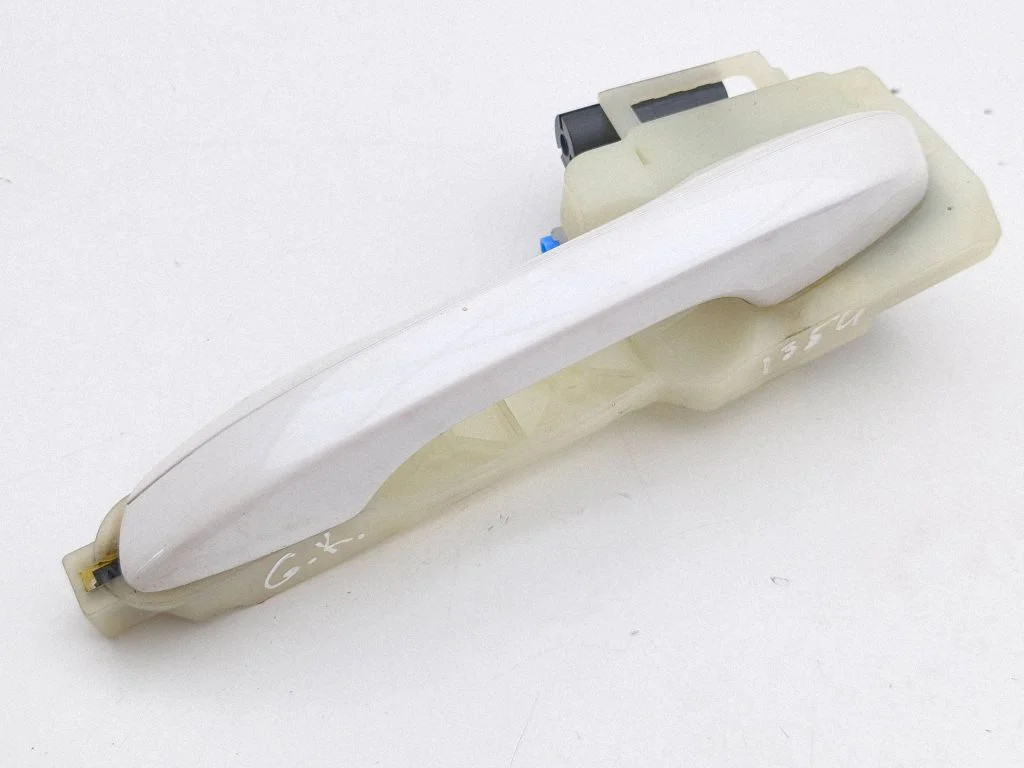 Rear door exterior handle – left