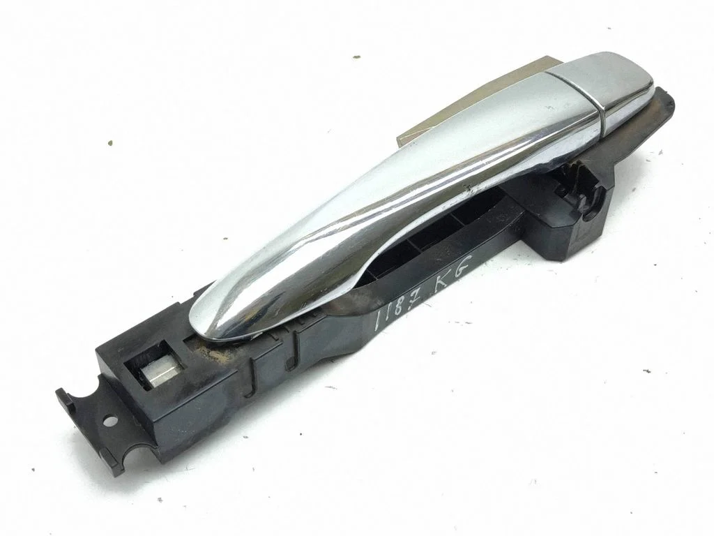 Rear door exterior handle – left