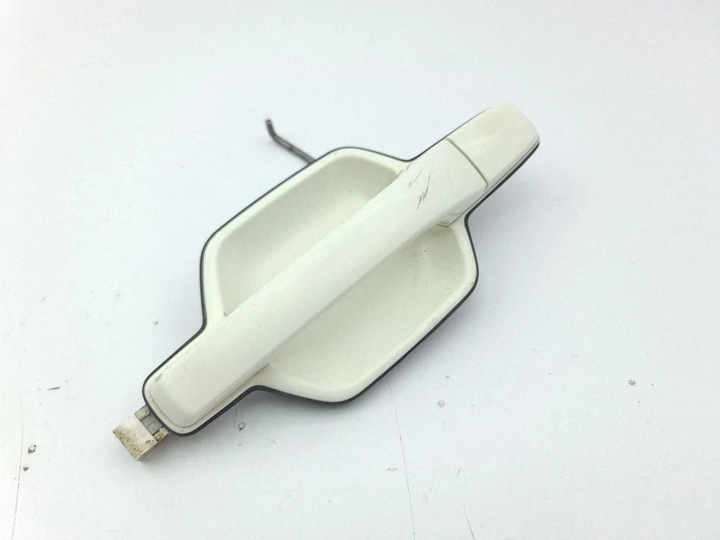 Rear door exterior handle – left