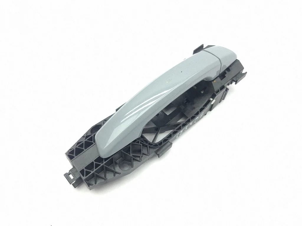 Rear door exterior handle 8V0839885