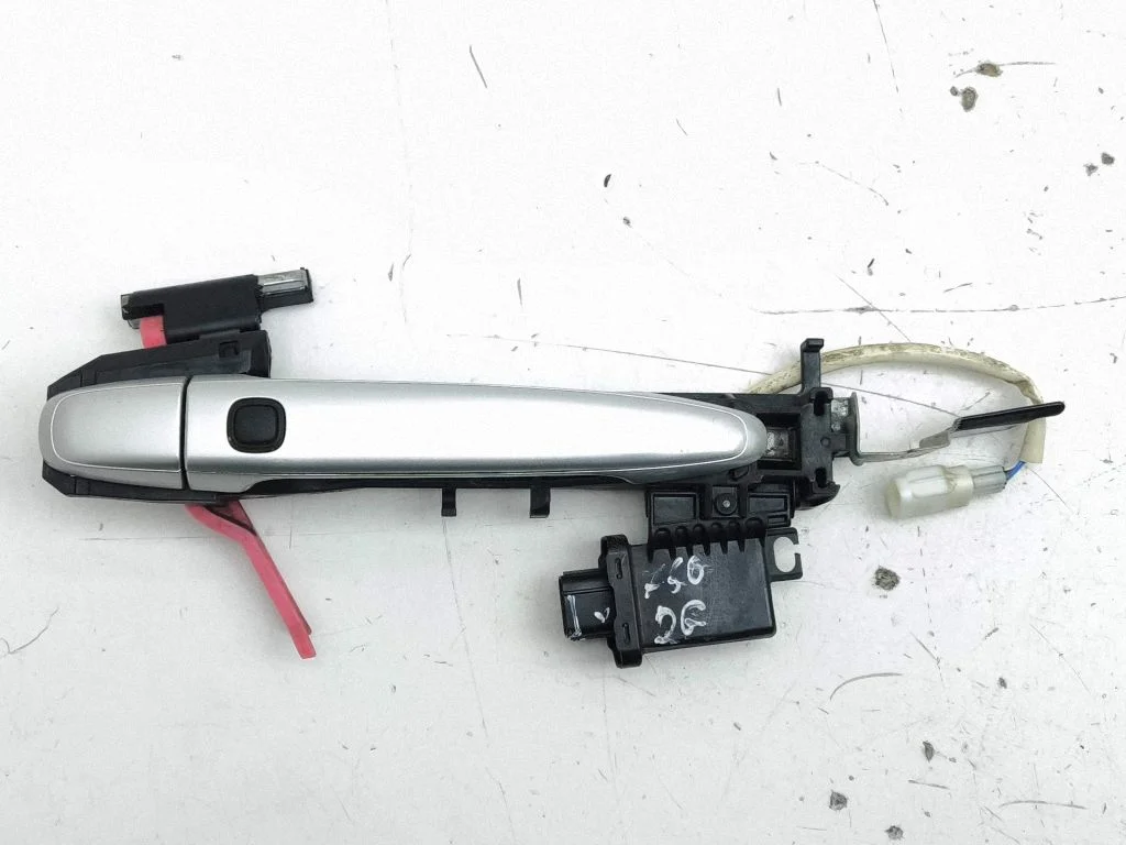 Rear door exterior handle – Lexus GS 300 350 430 450H (2005-2012)