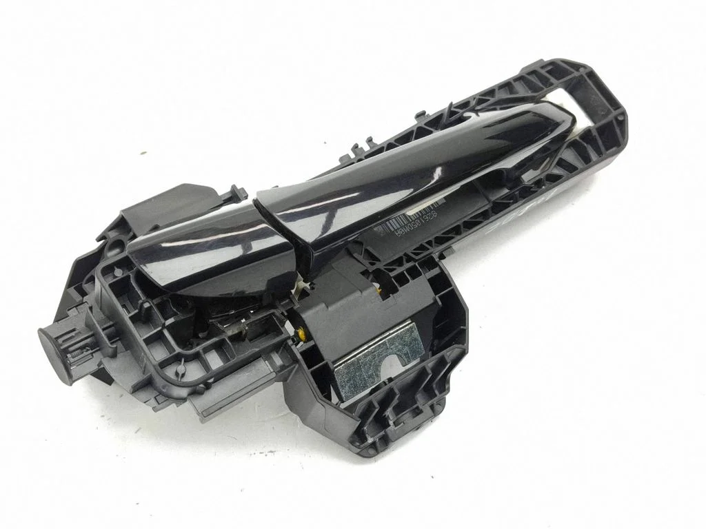Rear door exterior handle 826105DM0A
