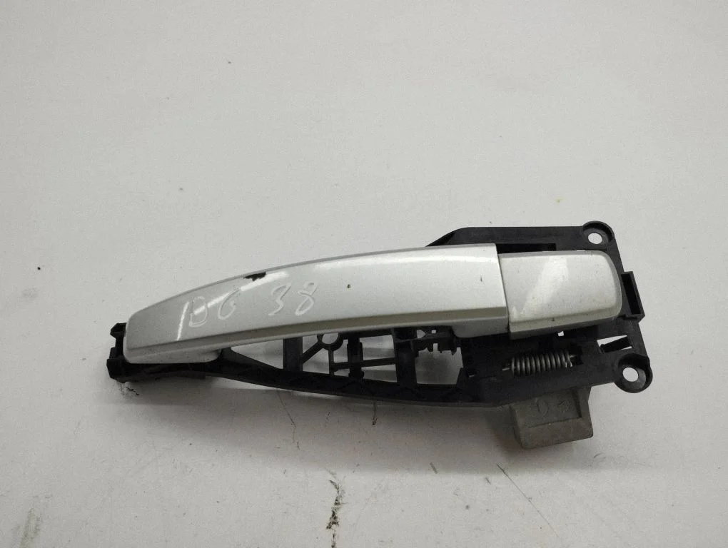 Tagaukse välimine käepide – Opel Zafira B (2005-2014)