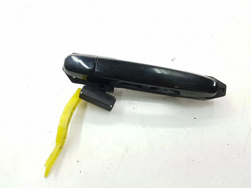 Rear door exterior handle – left