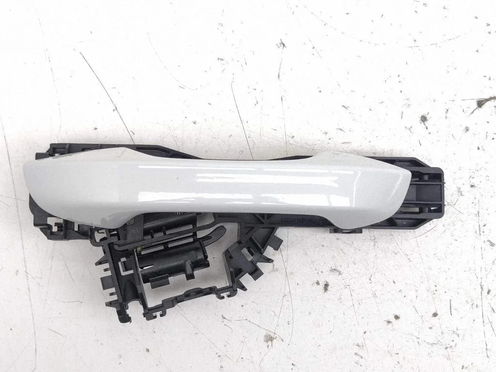 Rear door exterior handle 5H0837206