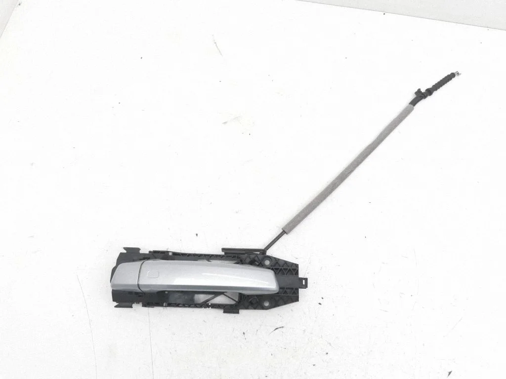 Tagaukse välimine käepide – Audi SQ2 GA (2017-)