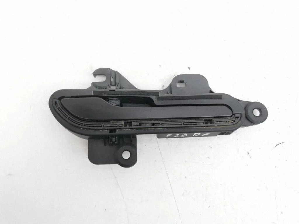 Rear door exterior handle 152811500D