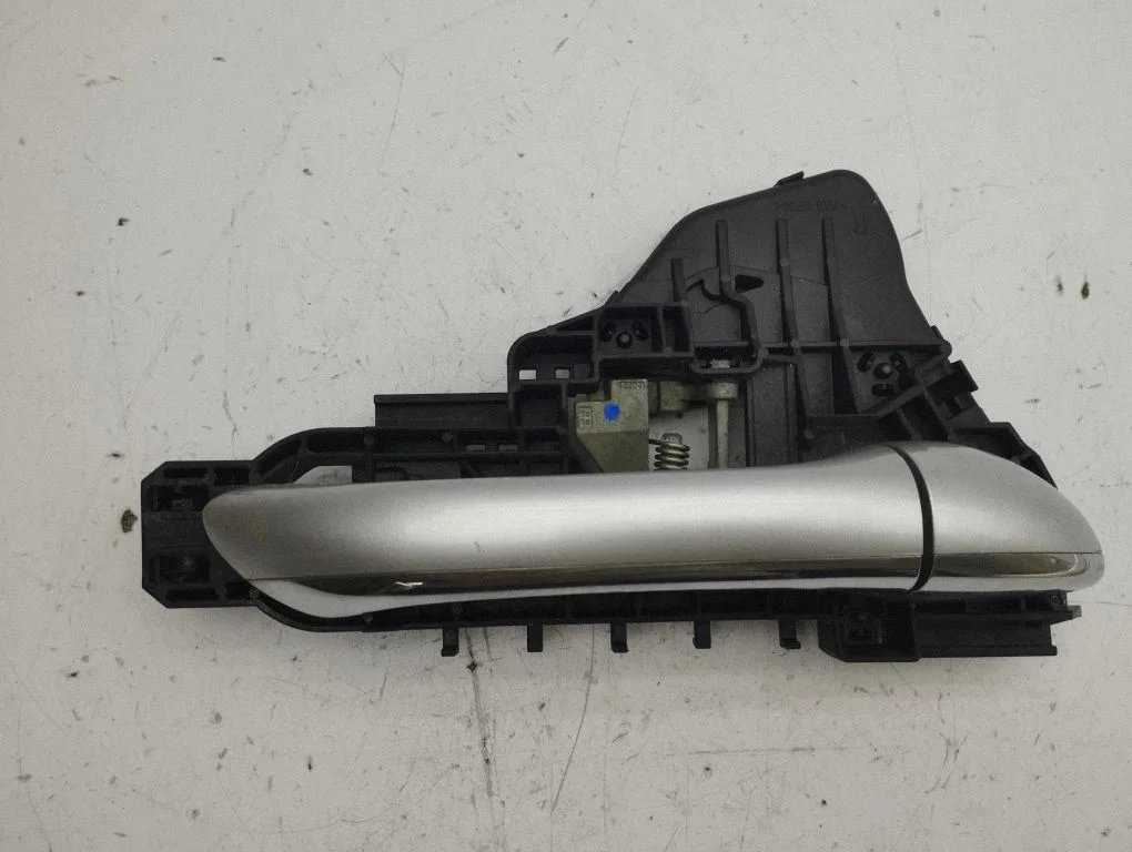 Rear door exterior handle – right