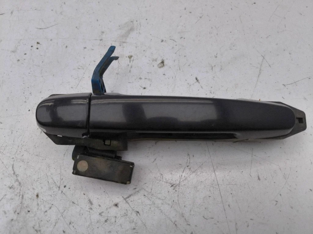 Rear door exterior handle – left