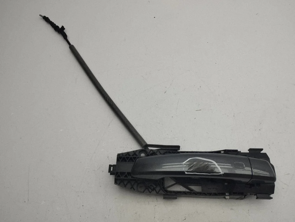 Tagaukse välimine käepide – Audi SQ2 GA (2017-)