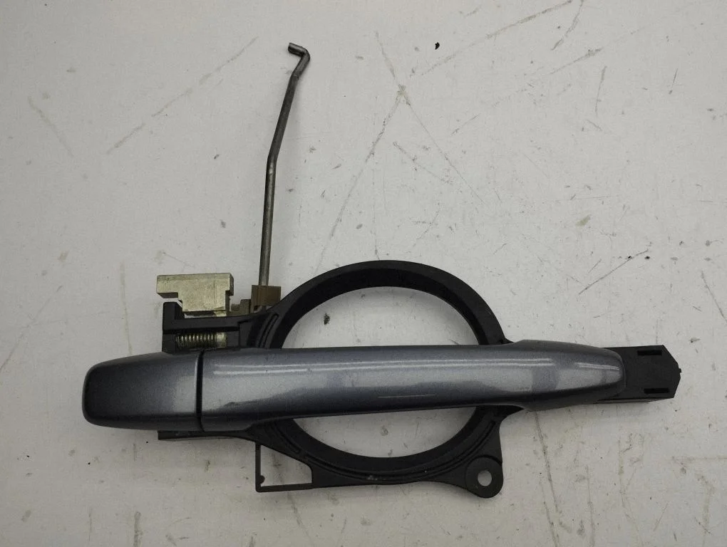Rear door exterior handle – right