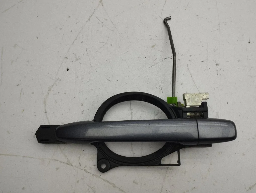 Rear door exterior handle – left