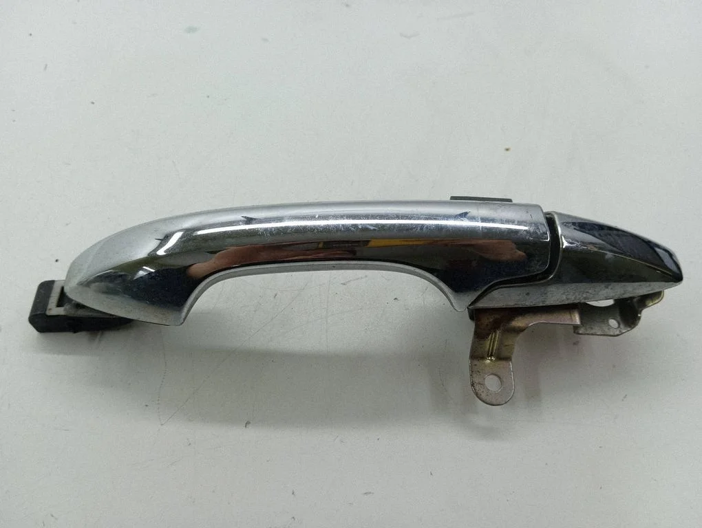 Rear door exterior handle – left