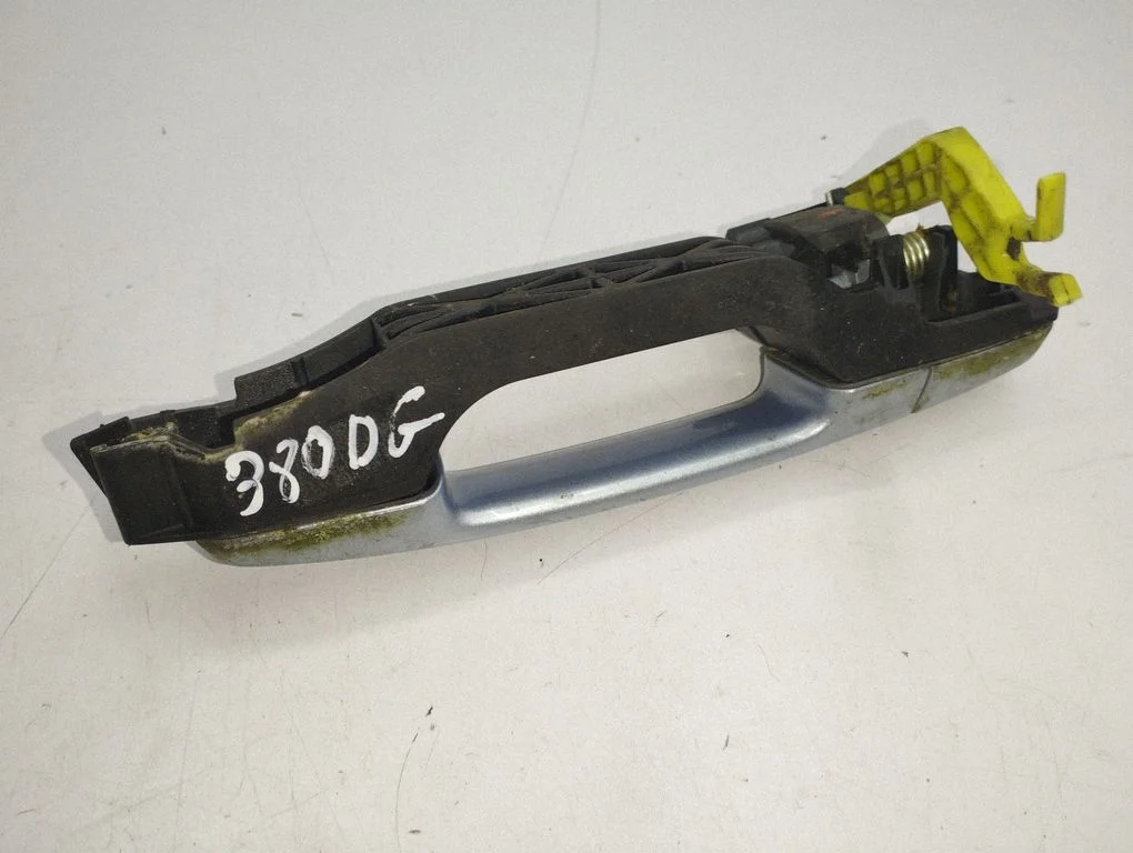 Rear door exterior handle – right