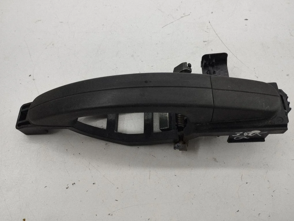 Rear door exterior handle 1M51A266B23