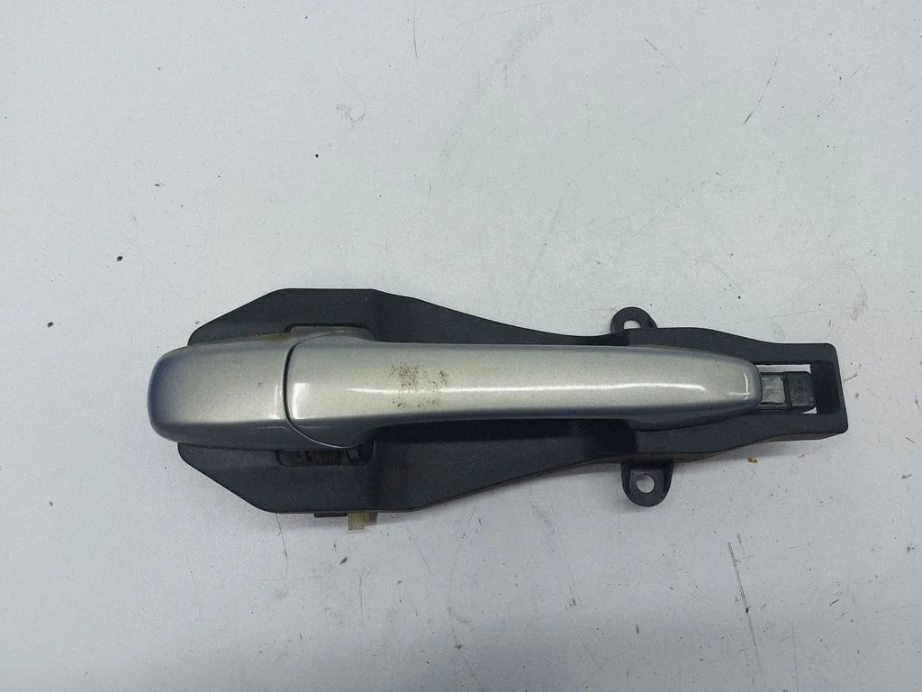 Rear door exterior handle