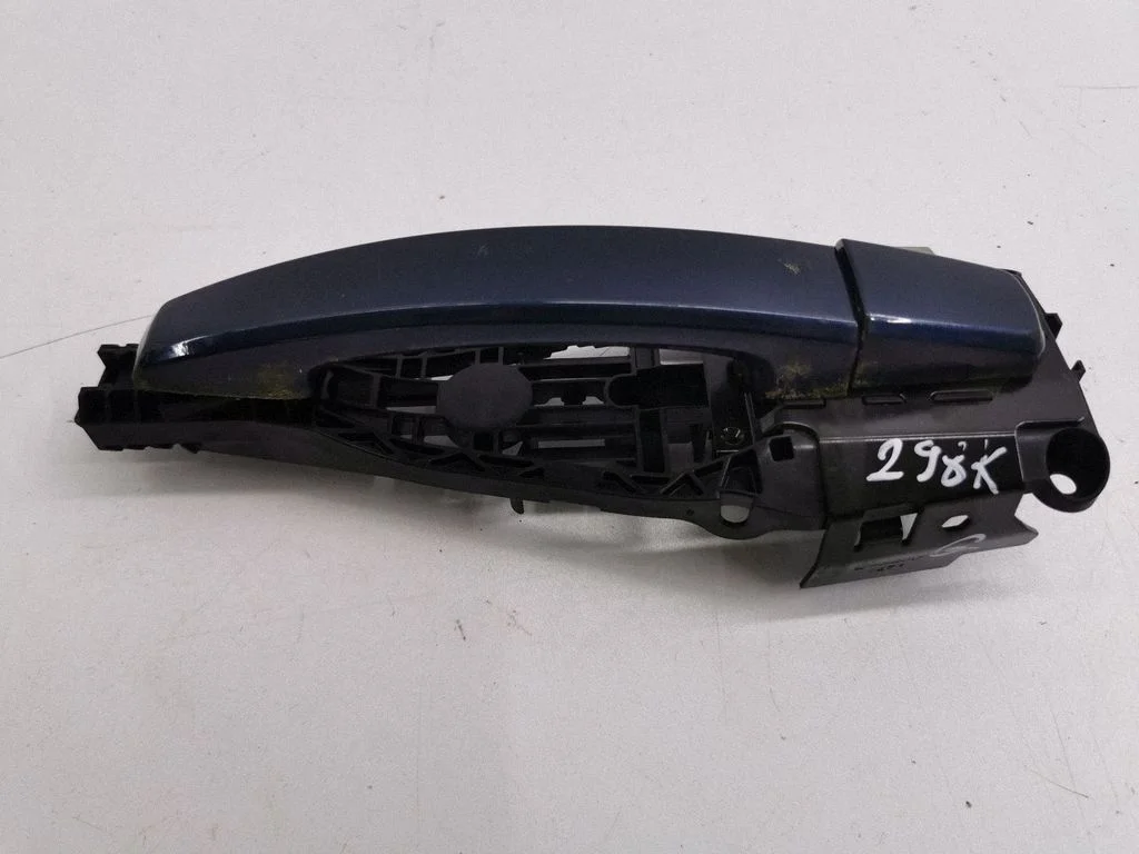 Rear door exterior handle – left