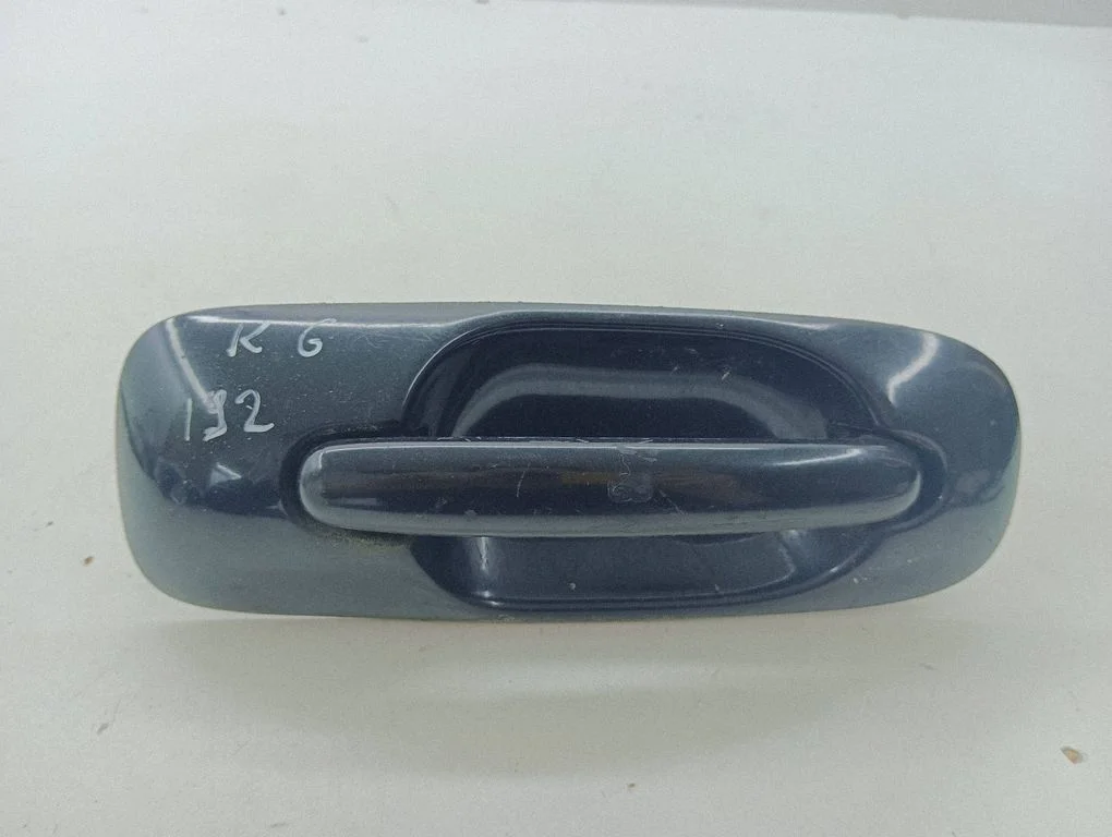 Rear door exterior handle – Chrysler Voyager (2004-2007)