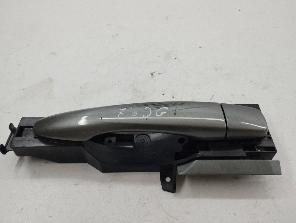 Tagaukse välimine käepide 80610