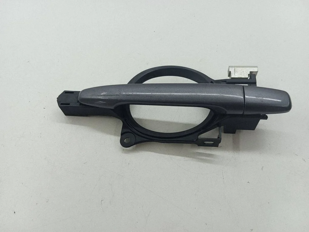 Rear door exterior handle – left
