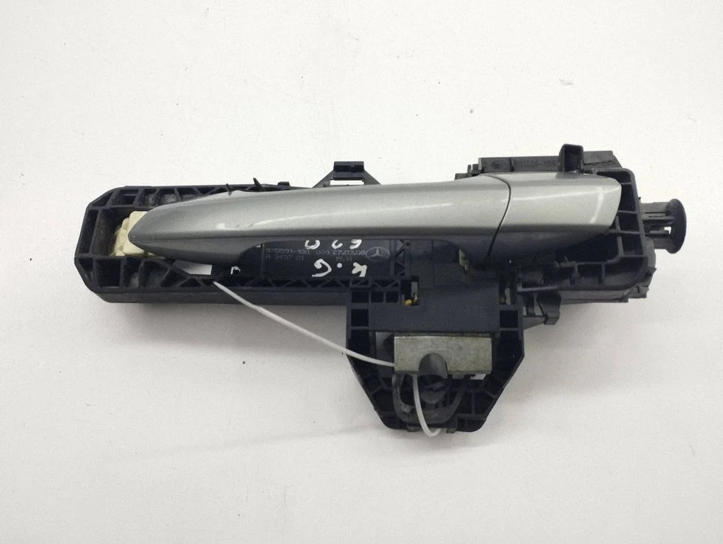 Rear door exterior handle A2047600734
