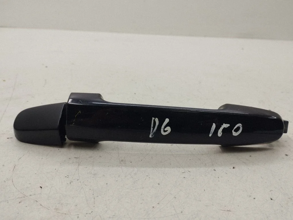 Rear door exterior handle – right